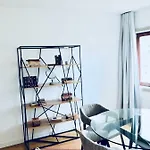 Chic&cozy - S. Bento Apartment *